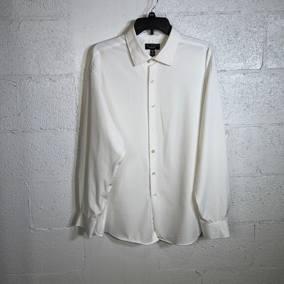 Alfani Men's Regular Fit Travel Solid Dress Shirt bright white 17-17.5 34-35 $70 - Picture 1 of 6